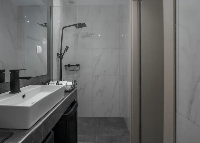 Nomades * Tessalónica