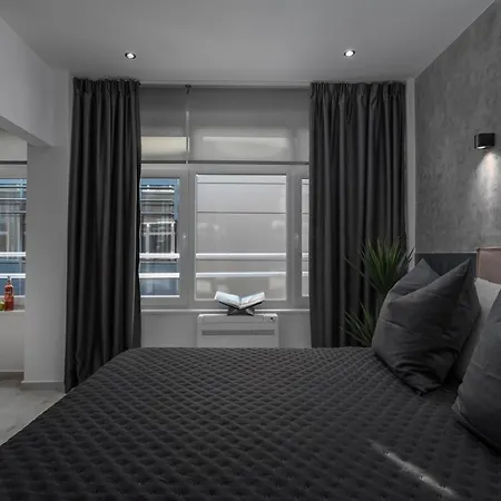 Nomades * סלוניקי