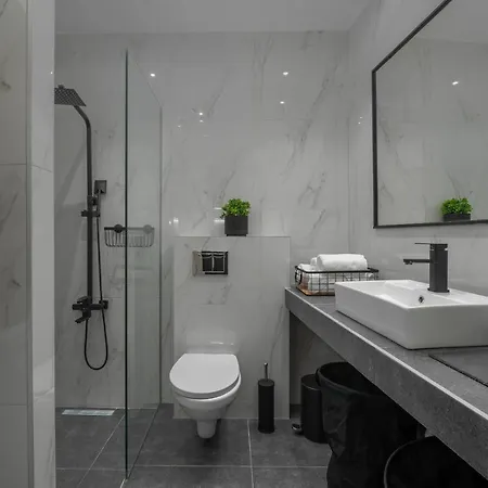 Nomades * סלוניקי